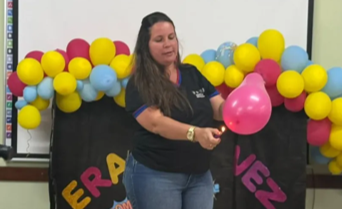 Dia de ouvir história com a PEUB